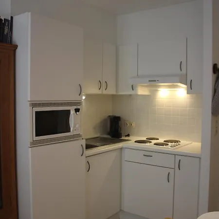 Cozy 2 Bedroom With Swimming Pool T53 דירה *